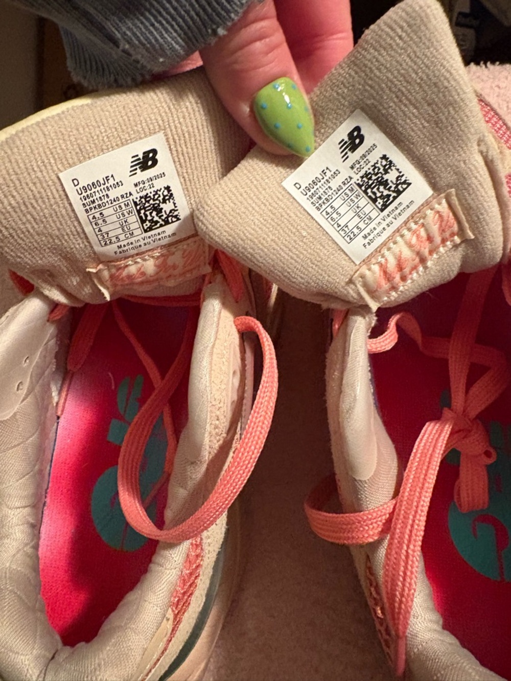 New Balance Pink 9060 sneakers New - Picture 3 of 6